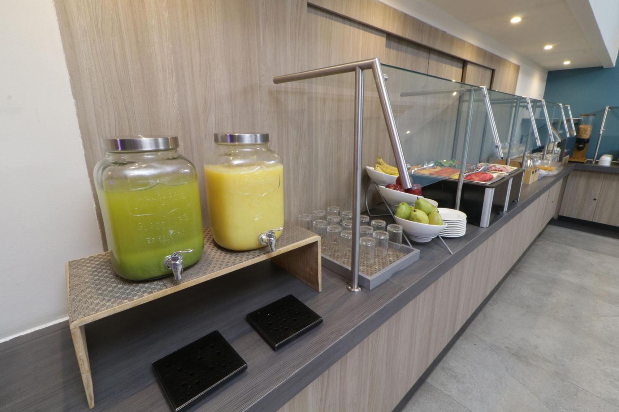 City Express Plus By Marriott Monterrey Galerias Exteriör bild