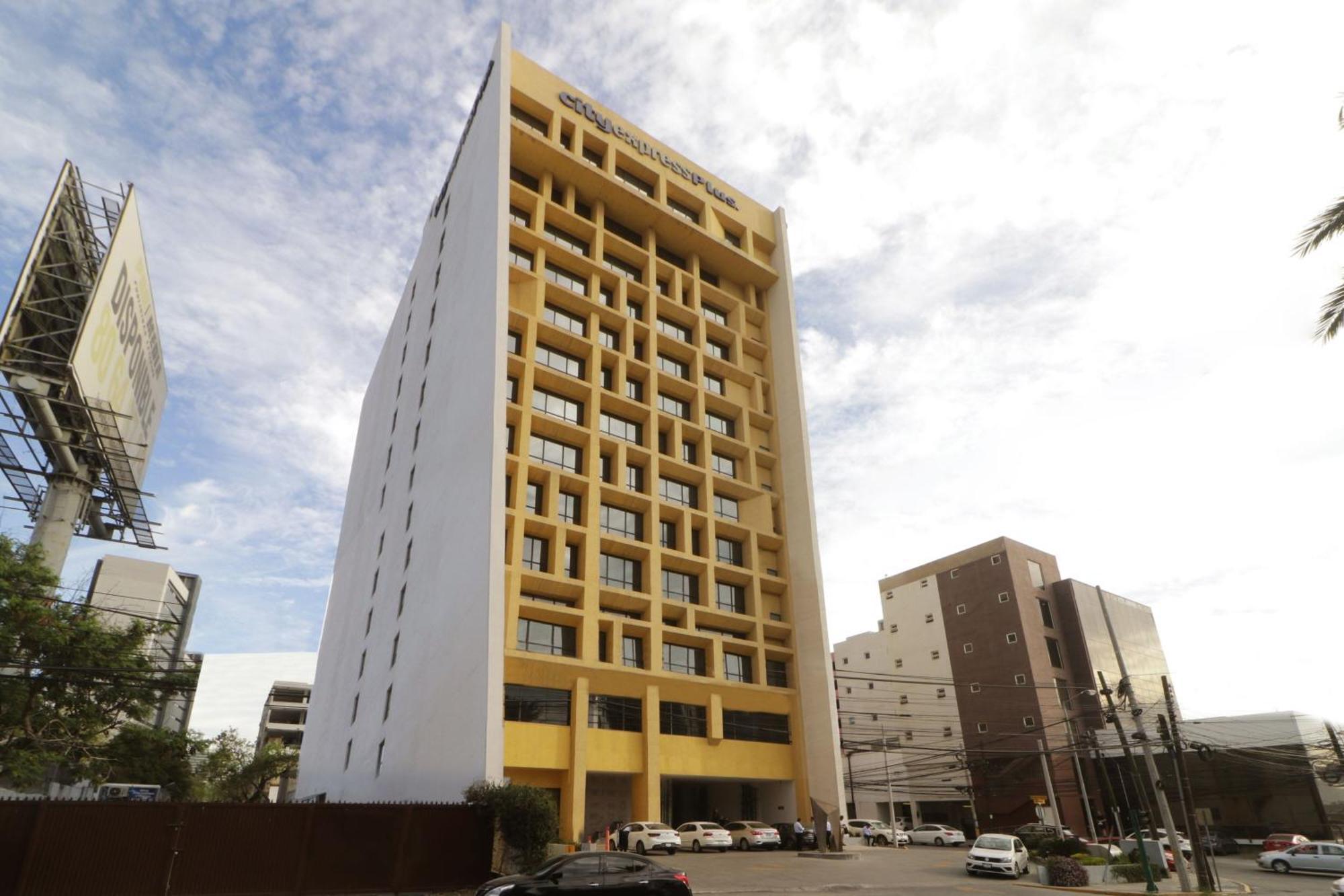 City Express Plus By Marriott Monterrey Galerias Exteriör bild